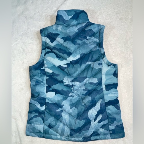 The North Face Blue Cameo Womens Puffer Vest - Picture 6 of 9